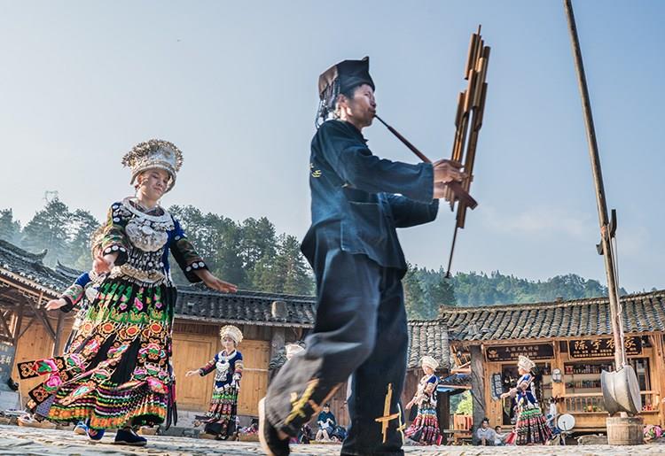 張家界風(fēng)景正好，而您剛好有空